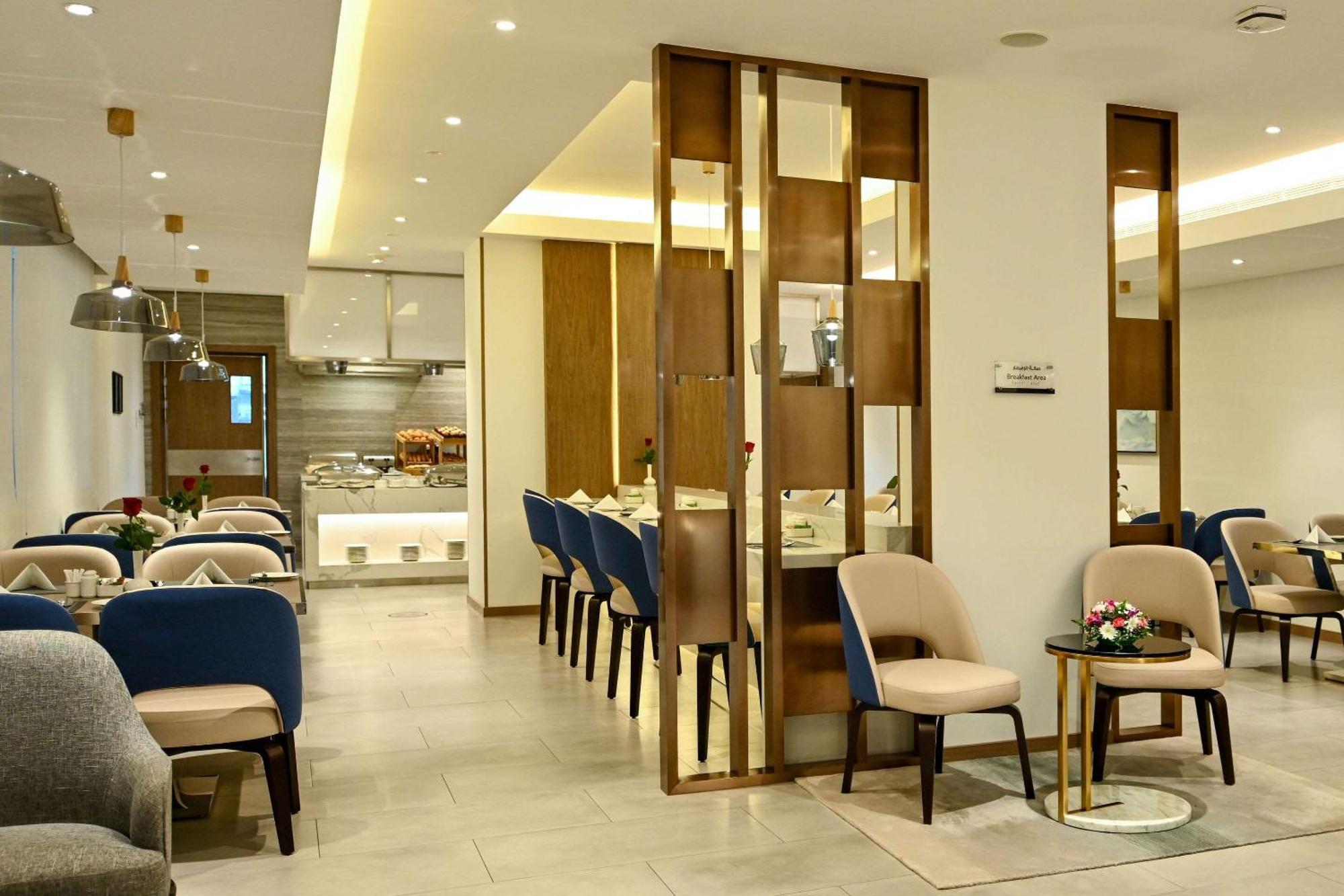Comfort Hotel Jeddah King Road Екстериор снимка