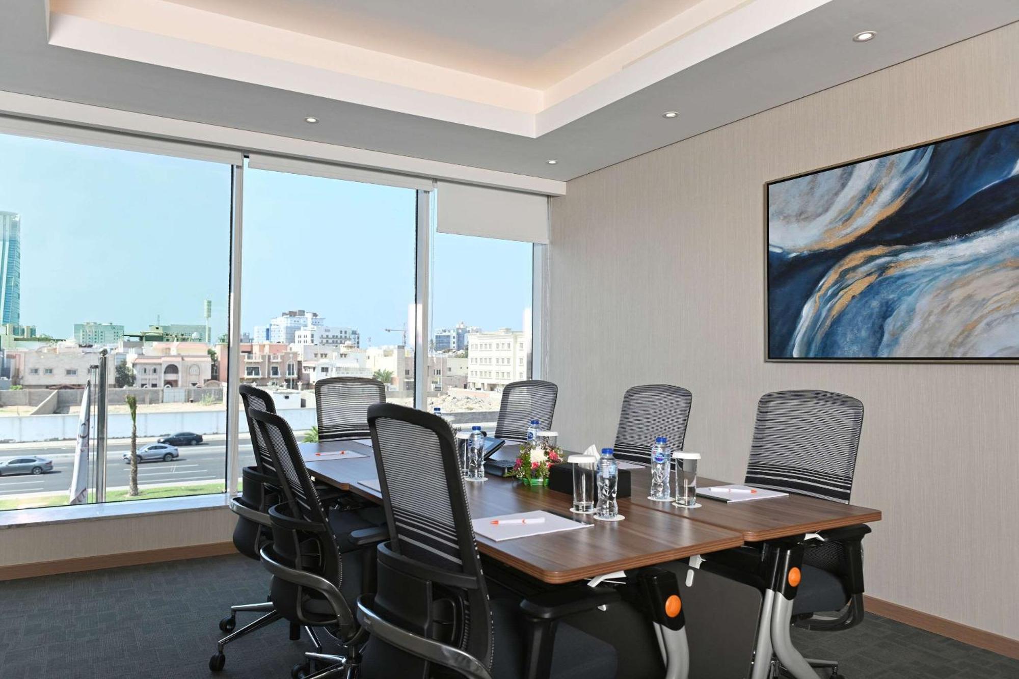 Comfort Hotel Jeddah King Road Екстериор снимка