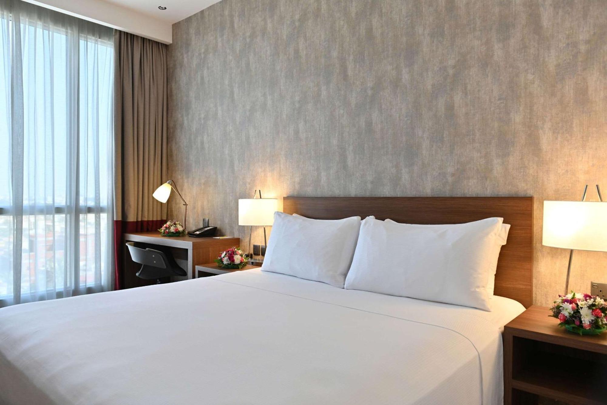 Comfort Hotel Jeddah King Road Екстериор снимка